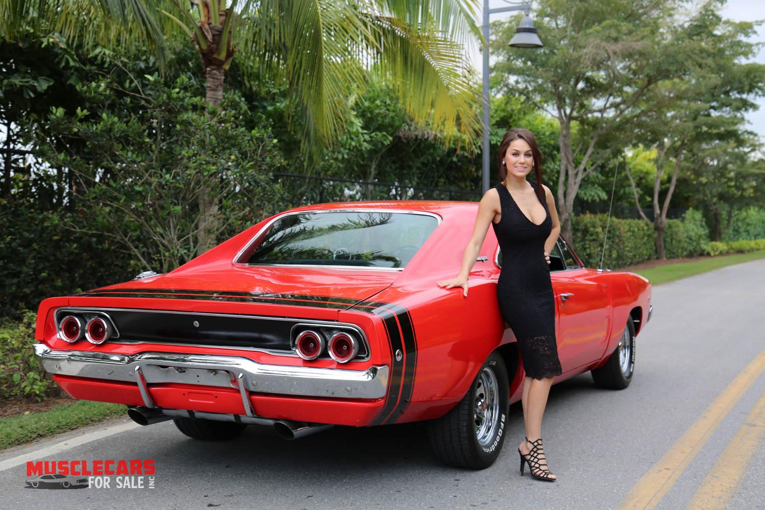 Used 1968 Dodge  Charger R/T for sale Sold at Muscle Cars for Sale Inc. in Fort Myers FL 33912 3