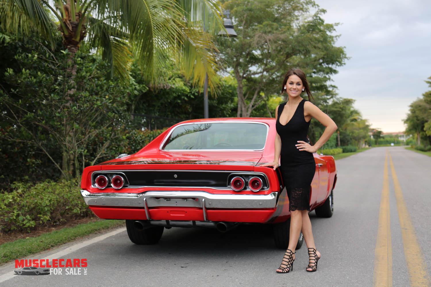 Used 1968 Dodge  Charger R/T for sale Sold at Muscle Cars for Sale Inc. in Fort Myers FL 33912 4