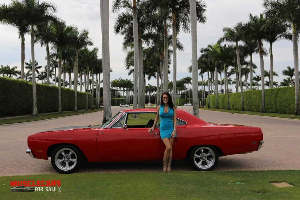 Used 1970 Plymouth  Road Runner for sale Sold at Muscle Cars for Sale Inc. in Fort Myers FL 33912 7