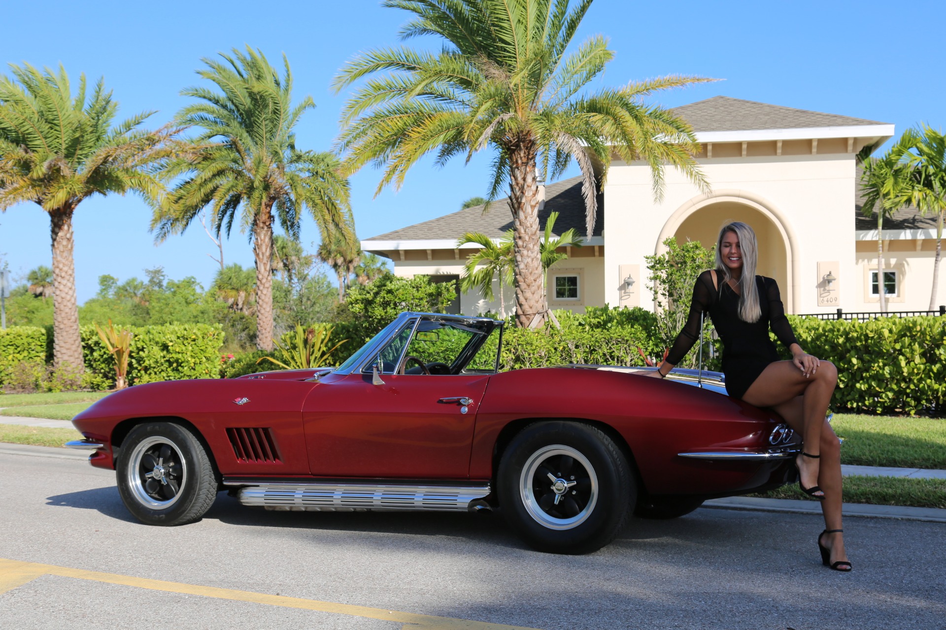 Used 1964 Chevrolet Corvette Stingray for sale Sold at Muscle Cars for Sale Inc. in Fort Myers FL 33912 4