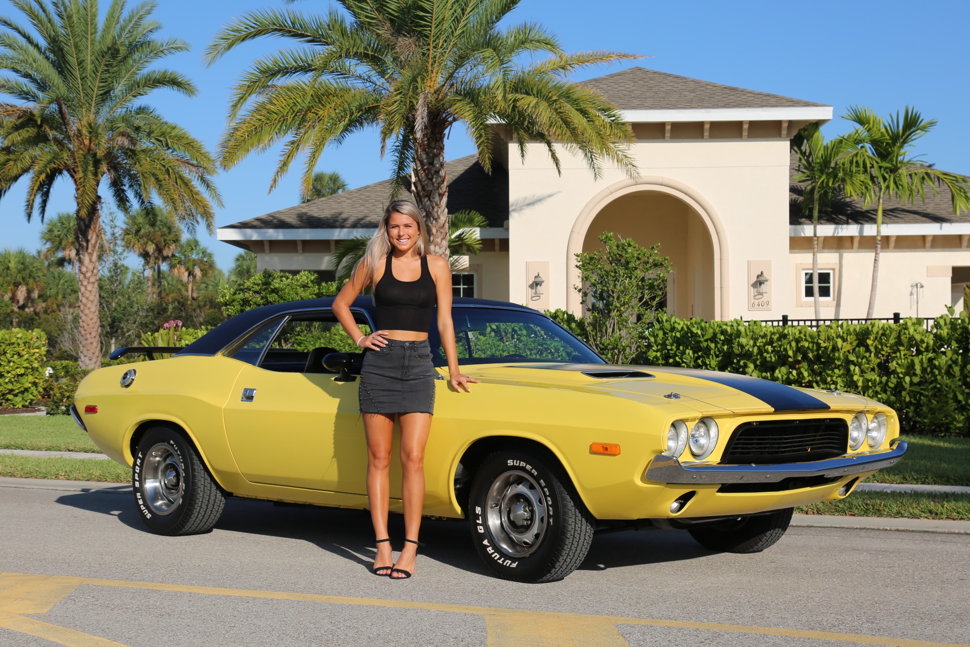 Used 1973 Dodge Challenger 440 V8 for sale Sold at Muscle Cars for Sale Inc. in Fort Myers FL 33912 4