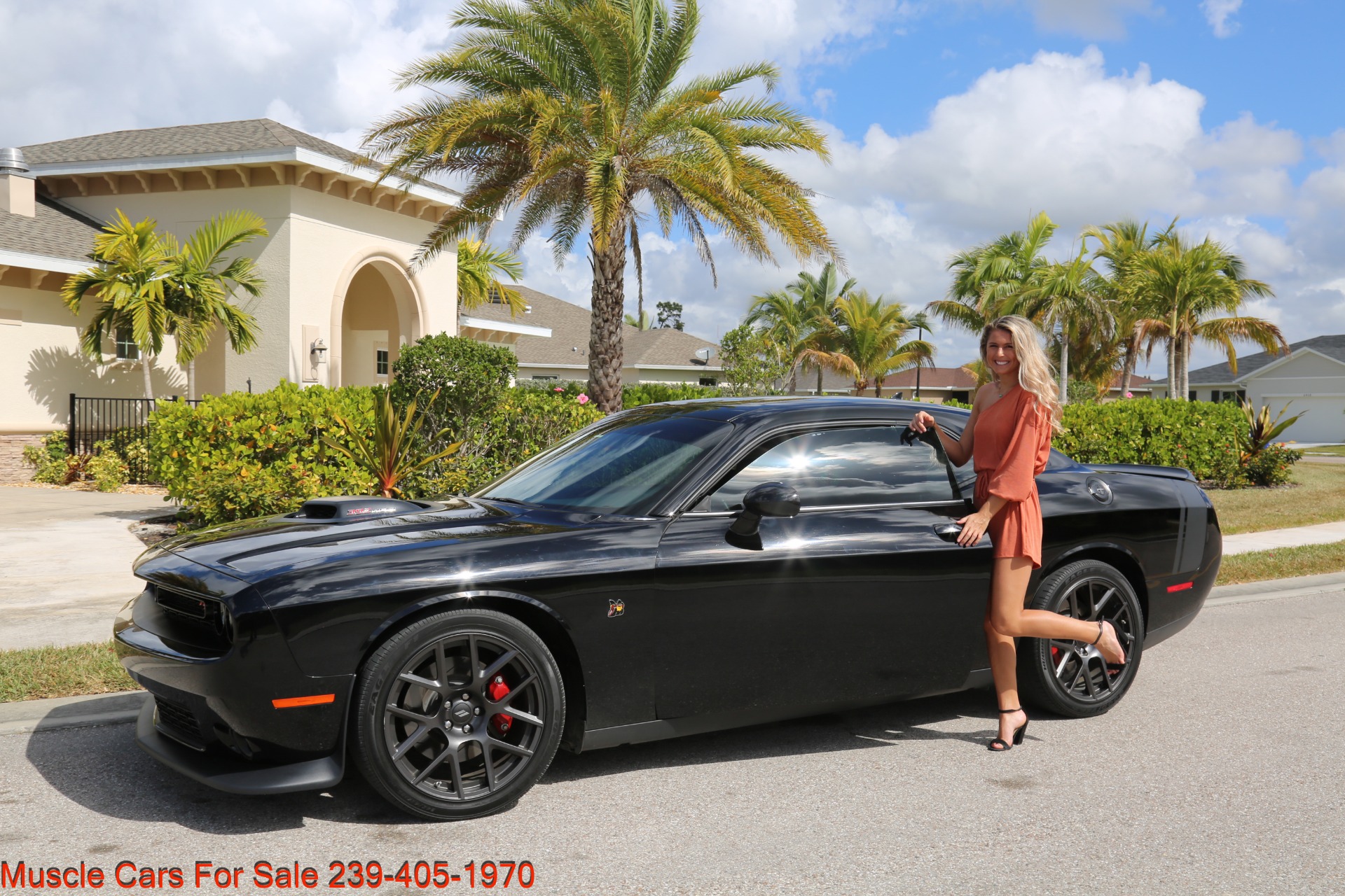 Used 2017 Dodge Challenger 392 HEMI Scat Pack Shaker for sale Sold at Muscle Cars for Sale Inc. in Fort Myers FL 33912 4