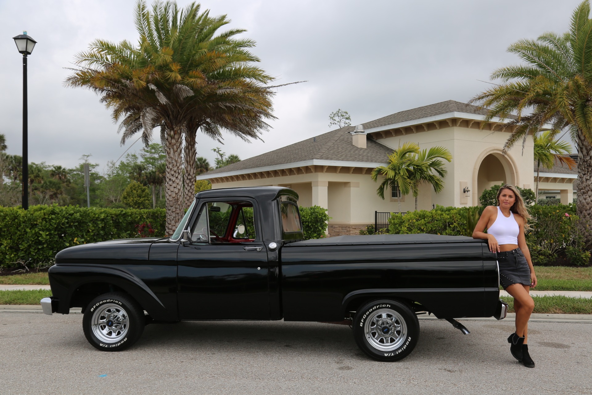Used 1964 FORD PICKUP F100 Custom Cab for sale Sold at Muscle Cars for Sale Inc. in Fort Myers FL 33912 5