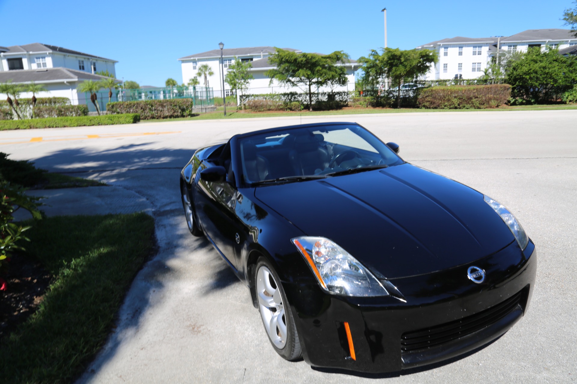 2004 nissan z convertible