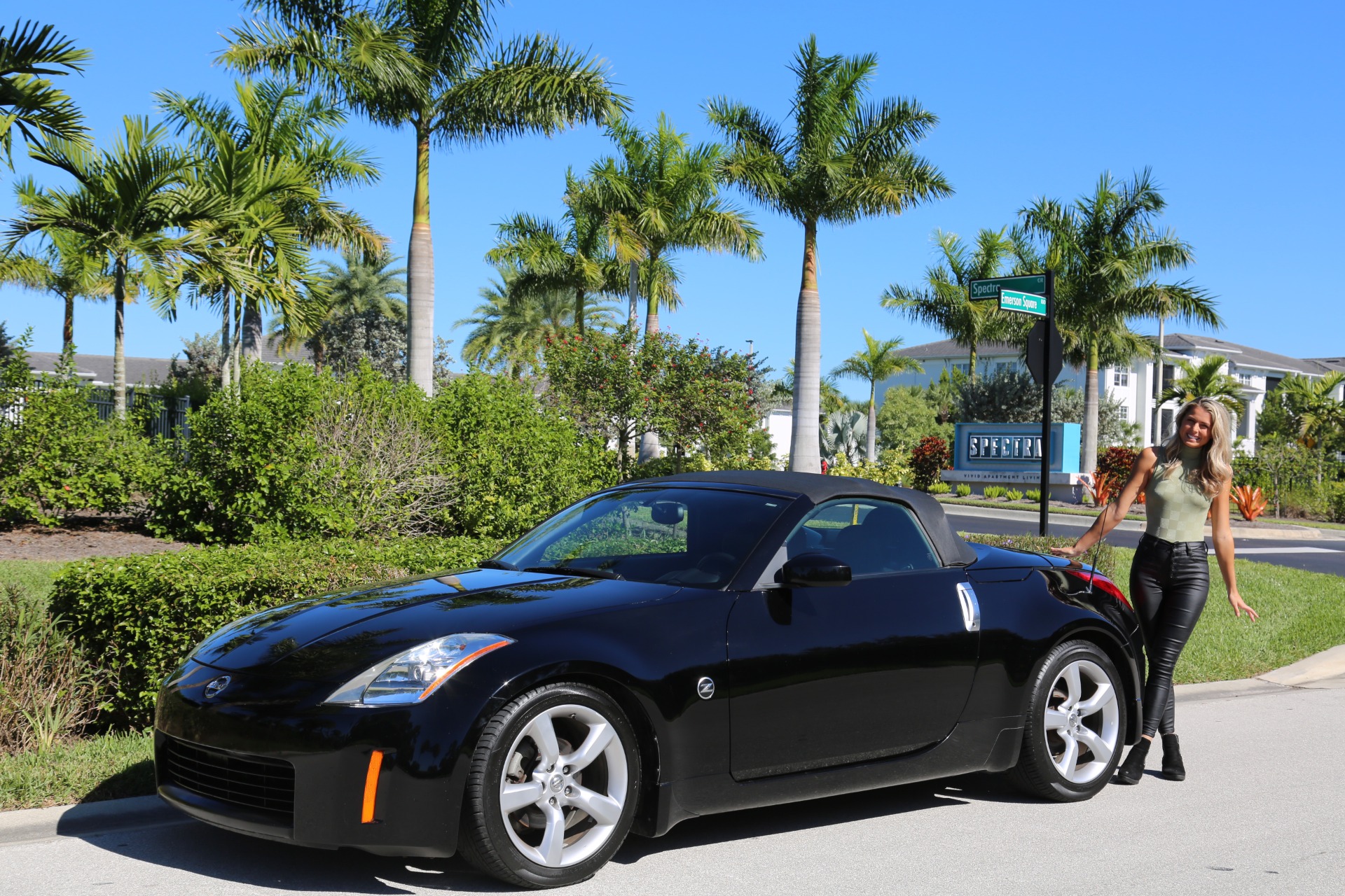 Used 2004 Nissan 350Z Convertible for sale Sold at Muscle Cars for Sale Inc. in Fort Myers FL 33912 7