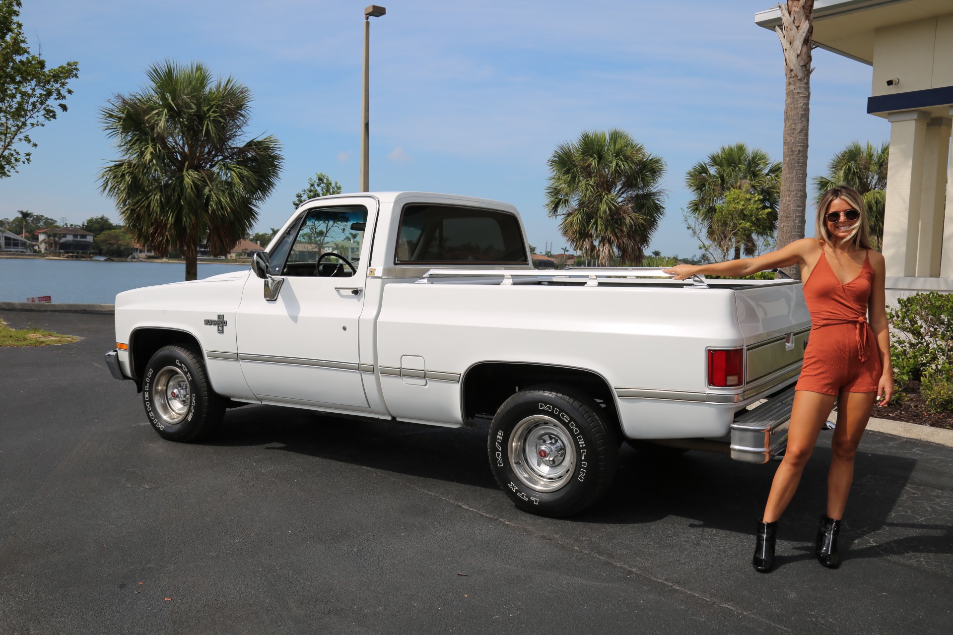 Used 1984 Chevrolet C/K 10 Series C10 Silverado for sale Sold at Muscle Cars for Sale Inc. in Fort Myers FL 33912 3