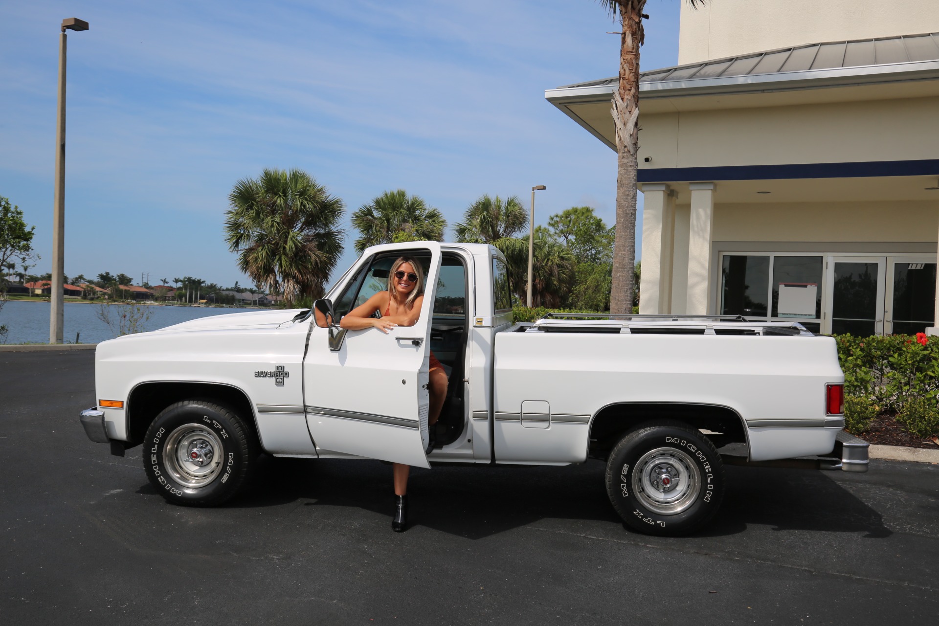 Used 1984 Chevrolet C/K 10 Series C10 Silverado for sale Sold at Muscle Cars for Sale Inc. in Fort Myers FL 33912 4