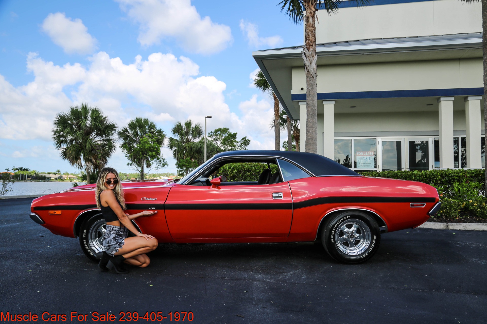 Used 1970 Dodge Challenger 440 Automatic for sale $48,000 at Muscle Cars for Sale Inc. in Fort Myers FL 33912 4