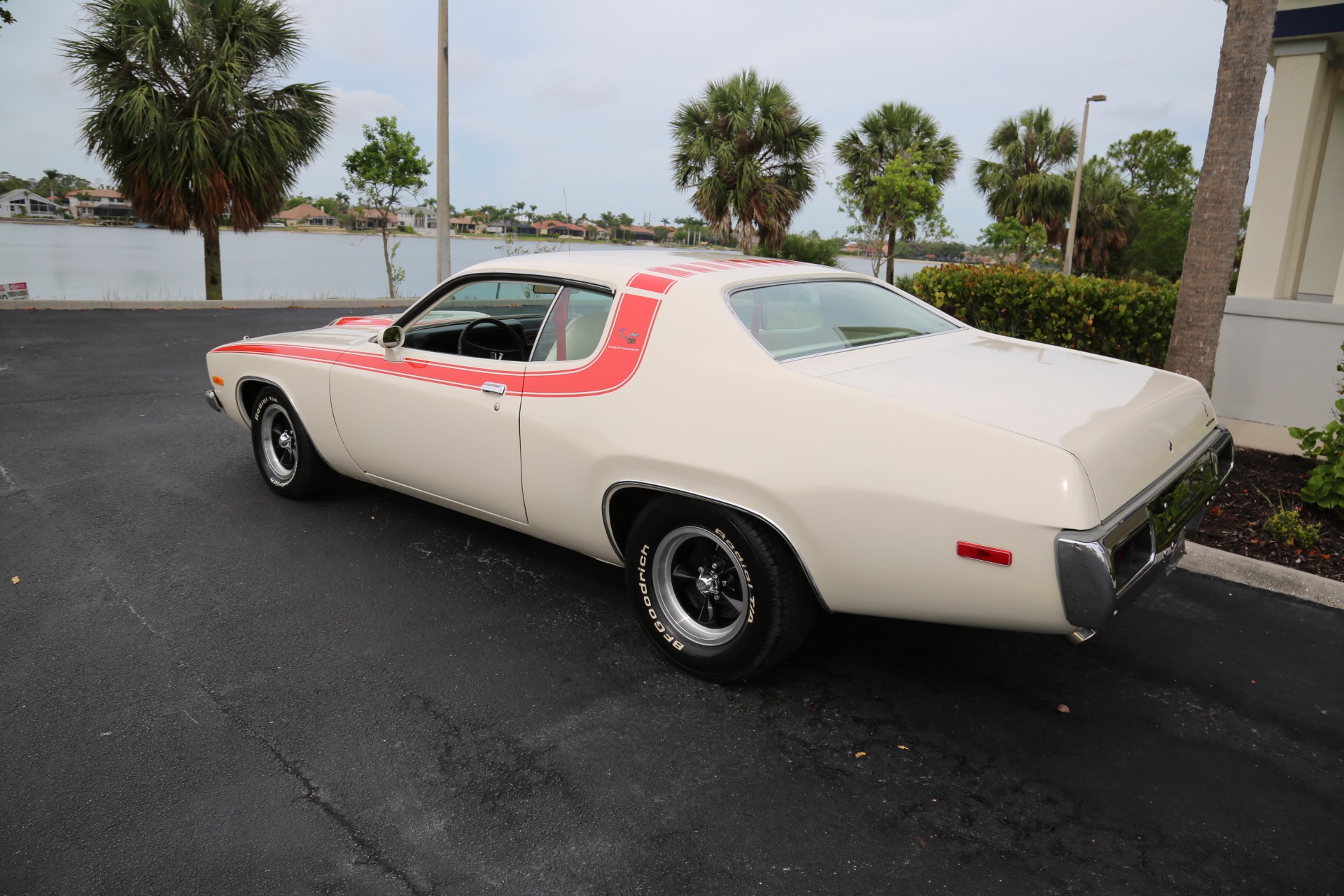 Used 1974 Plymouth Road Runner V8 Auto for sale Sold at Muscle Cars for Sale Inc. in Fort Myers FL 33912 7