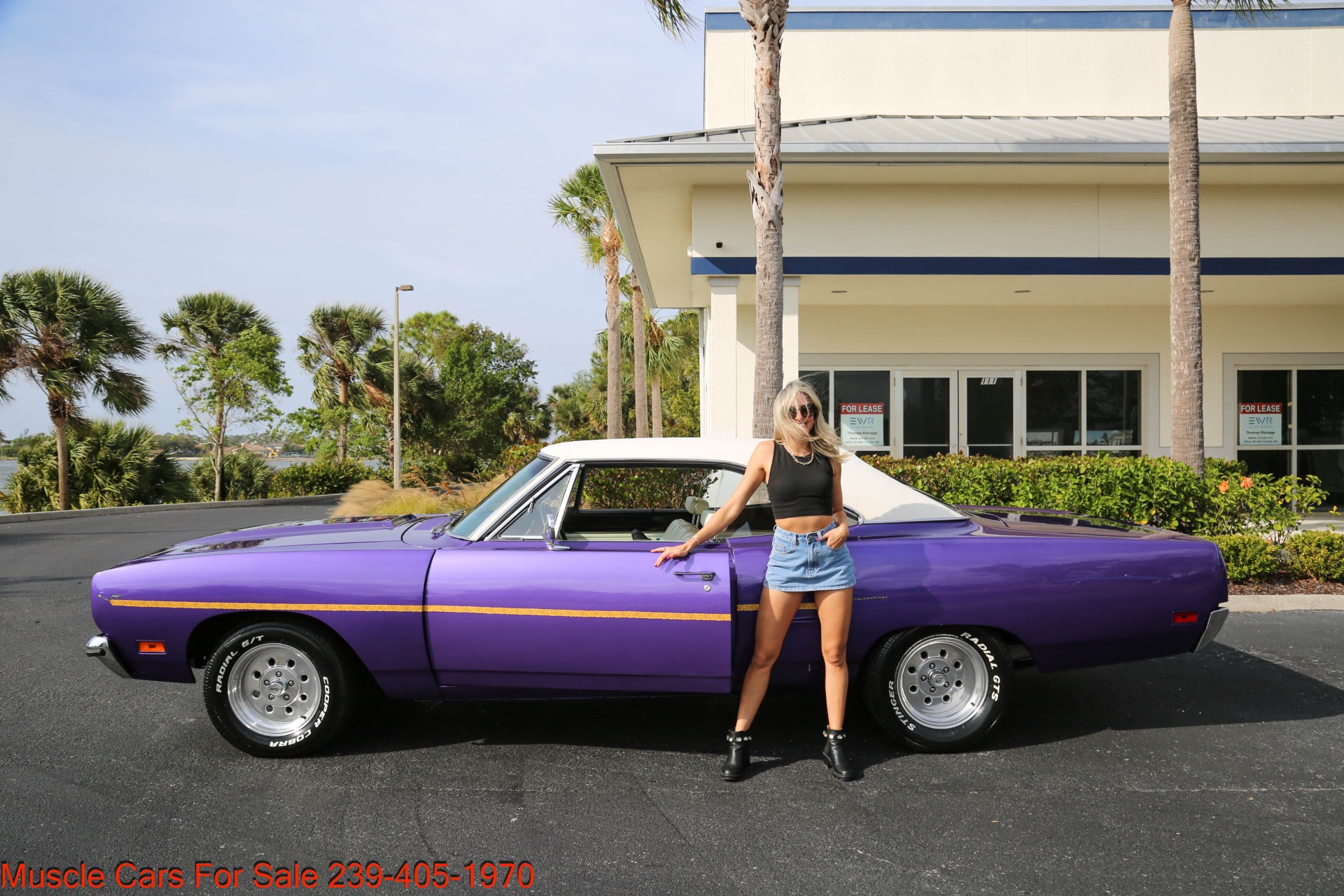 Used 1970 Plymouth Road Runner 383 4 barrel for sale Sold at Muscle Cars for Sale Inc. in Fort Myers FL 33912 2