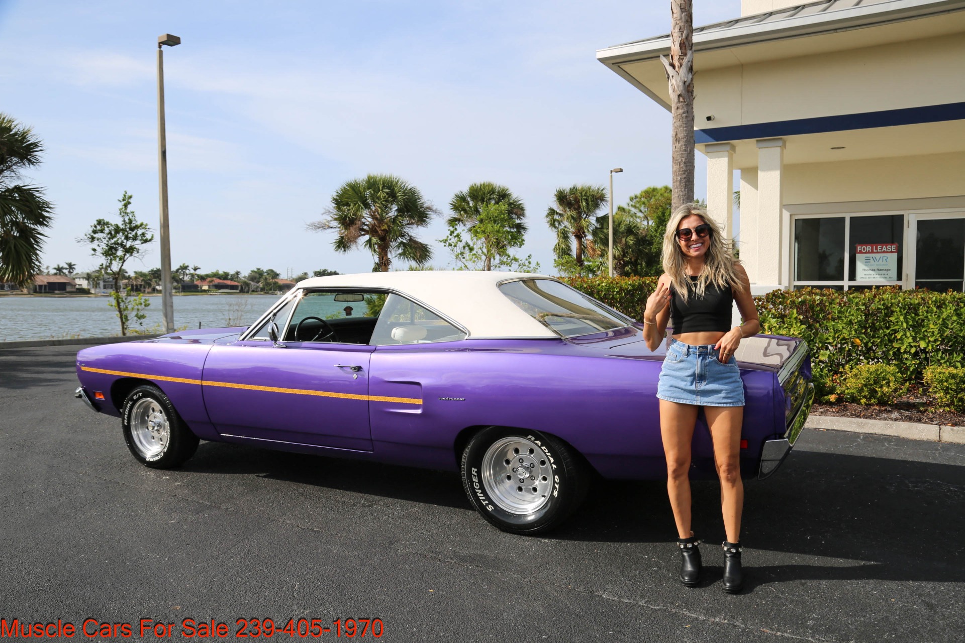 Used 1970 Plymouth Road Runner 383 4 barrel for sale Sold at Muscle Cars for Sale Inc. in Fort Myers FL 33912 3