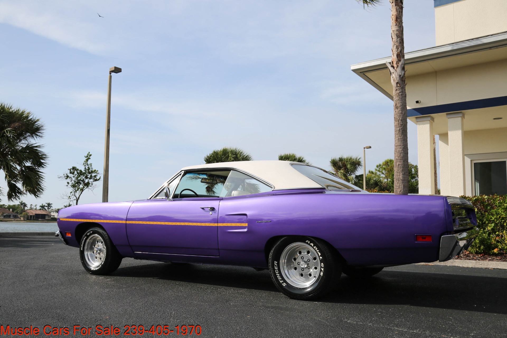 Used 1970 Plymouth Road Runner 383 4 barrel for sale Sold at Muscle Cars for Sale Inc. in Fort Myers FL 33912 5