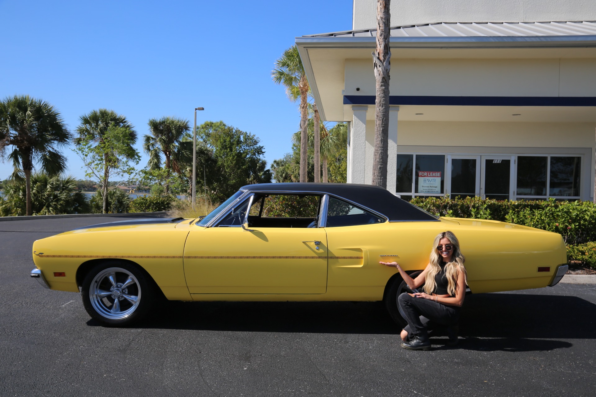 Used 1970 Plymouth Road Runner V8 Auto for sale Sold at Muscle Cars for Sale Inc. in Fort Myers FL 33912 2
