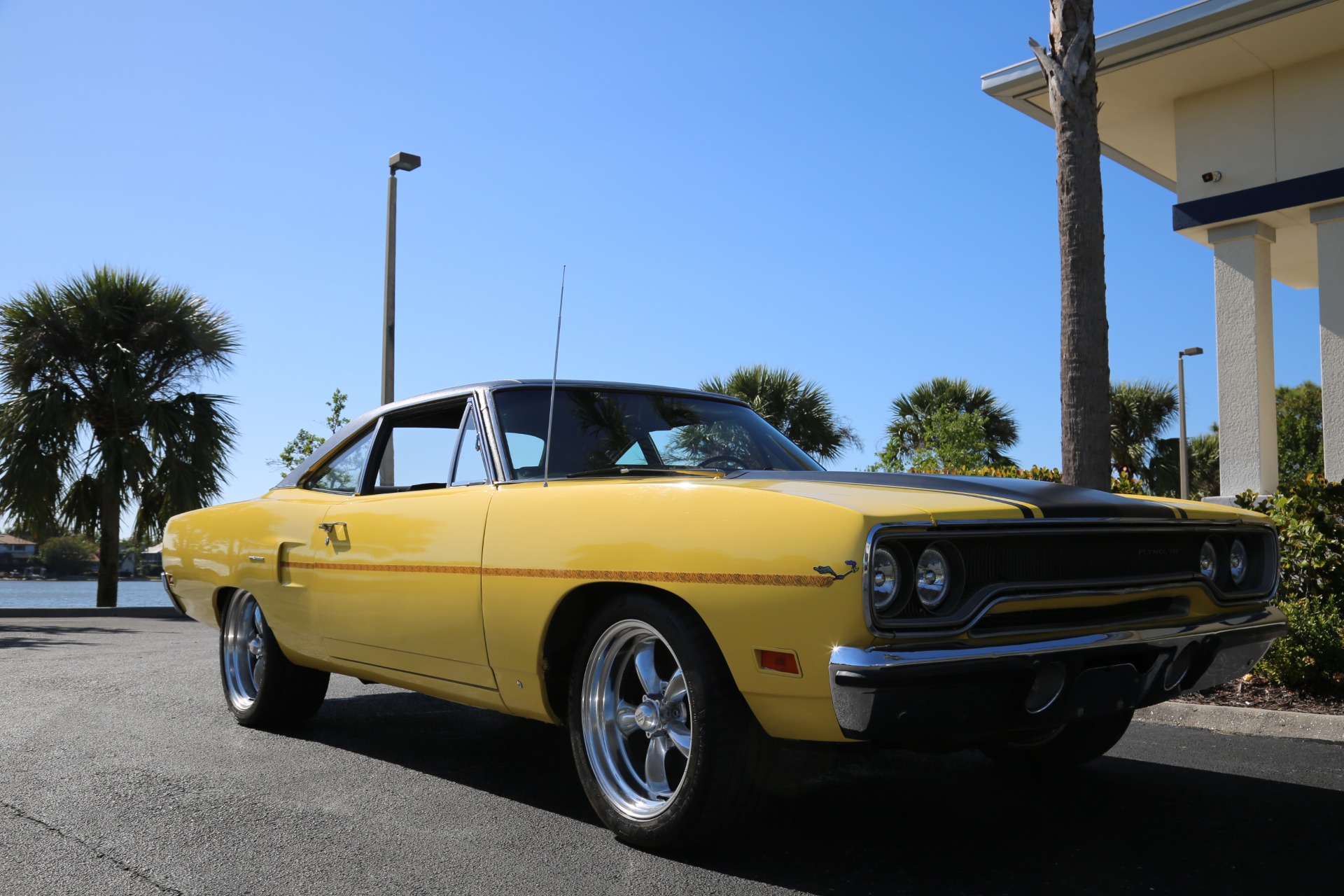 Used 1970 Plymouth Road Runner V8 Auto for sale Sold at Muscle Cars for Sale Inc. in Fort Myers FL 33912 8