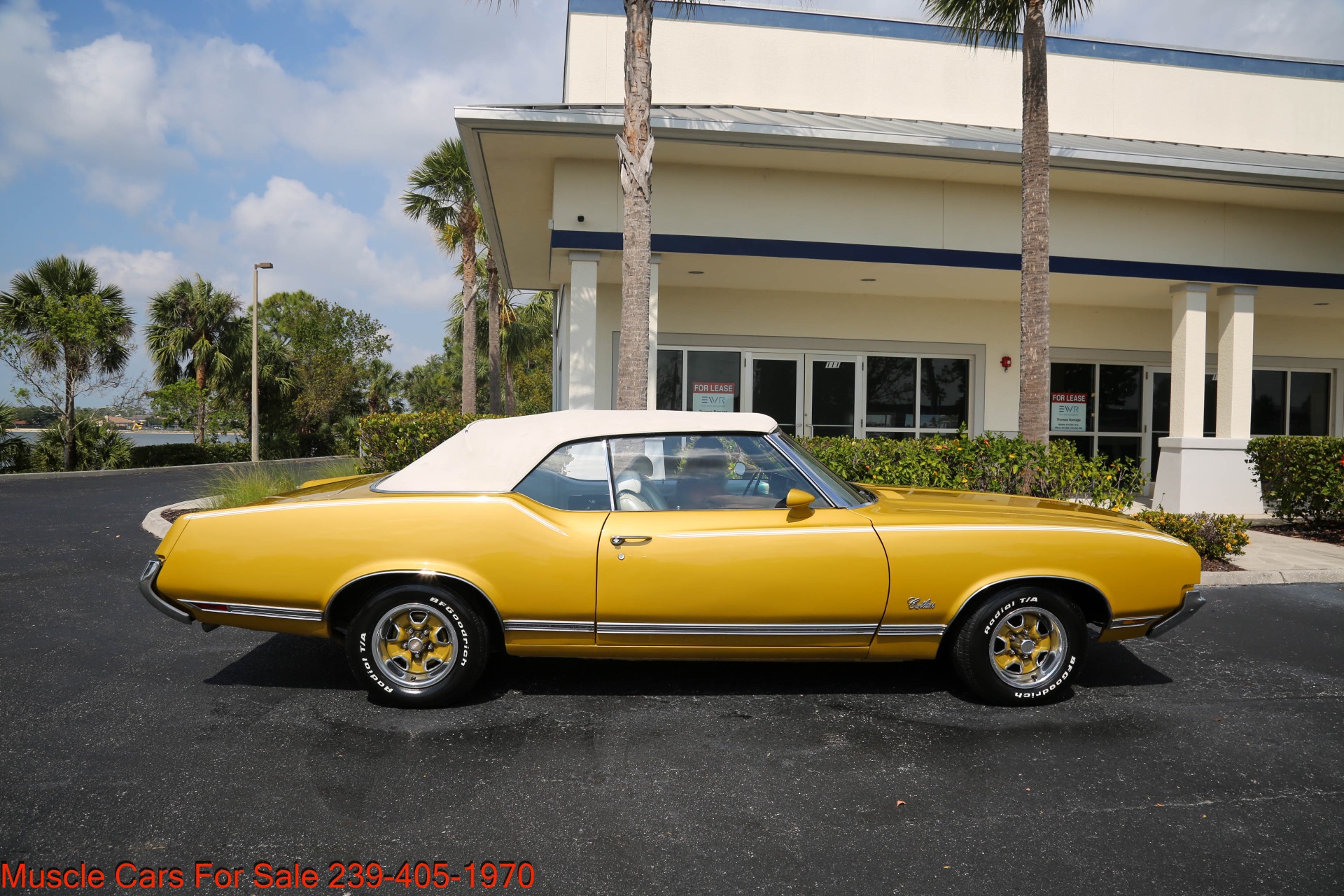 Used 1971 Olds Cutlass Supreme for sale $33,500 at Muscle Cars for Sale Inc. in Fort Myers FL 33912 6